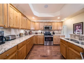 Photo #5: 5042202 Listing