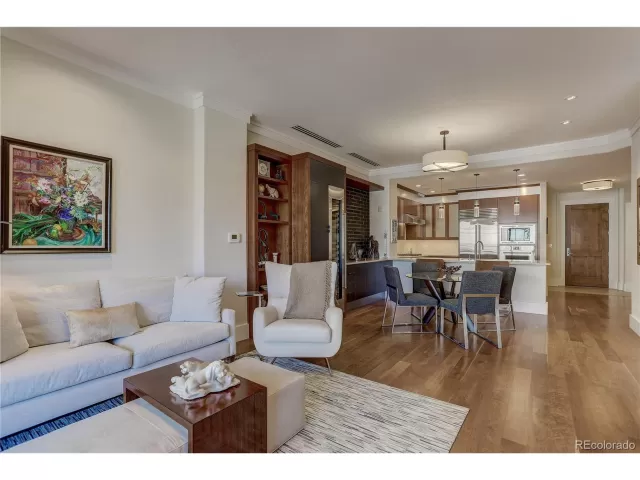 MLS: 5043108 Condo For Sale