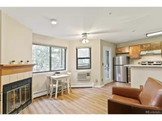 Photo #3: 5059456 Listing