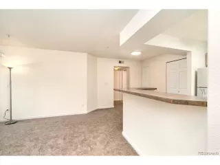 Photo #4: 5061444 Listing