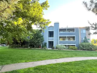 Photo #3: 5061950 Listing