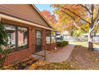 Photo #1: 5063595 Listing