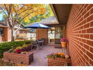 Photo #2: 5063595 Listing