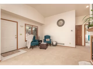 Photo #3: 5063595 Listing