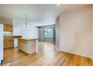 Photo #4: 5071655 Listing