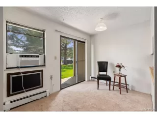 Photo #5: 5072871 Listing