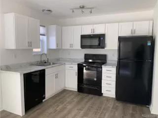 Photo #5: 5077789 Listing