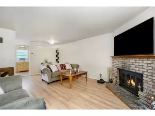 Photo #5: 5077929 Listing