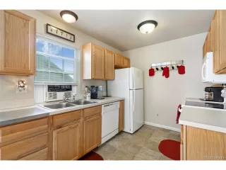 Photo #6: 5077929 Listing