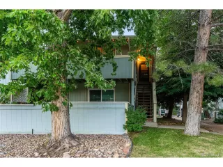 Photo #4: 5082370 Listing