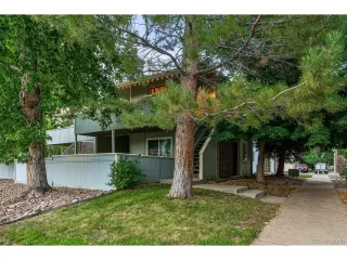 Photo #5: 5082370 Listing