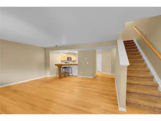 Photo #4: 5088228 Listing