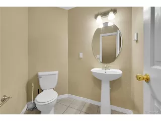 Photo #6: 5088228 Listing