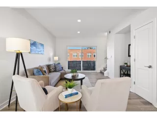 Photo #5: 5095714 Listing