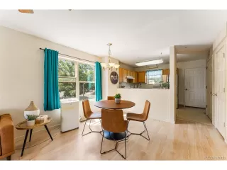 Photo #5: 5096000 Listing