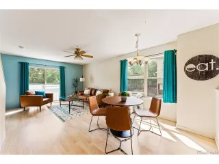 Photo #6: 5096000 Listing