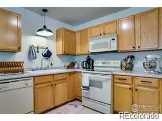 Photo #4: 5097518 Listing