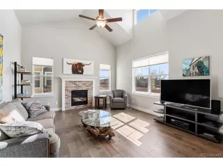 Photo #3: 5106438 Listing