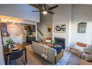 Photo #5: 5118949 Listing