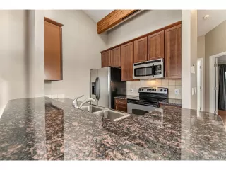 Photo #5: 5141715 Listing