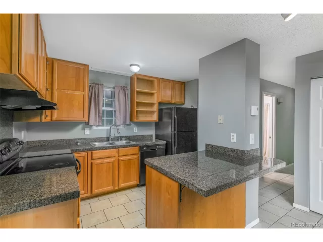MLS: 5161612 Condo For Sale