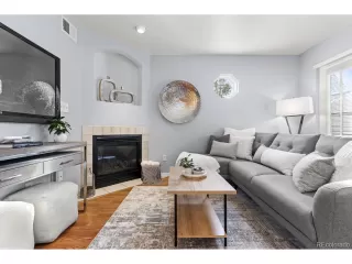 Photo #5: 5194418 Listing