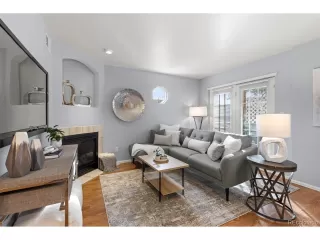 Photo #6: 5194418 Listing