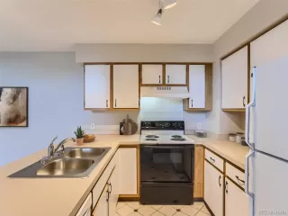 Photo #5: 5195725 Listing 