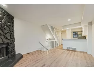 Photo #2: 5195750 Listing