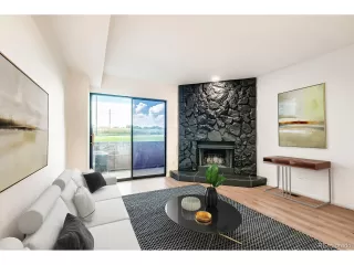 Photo #5: 5195750 Listing