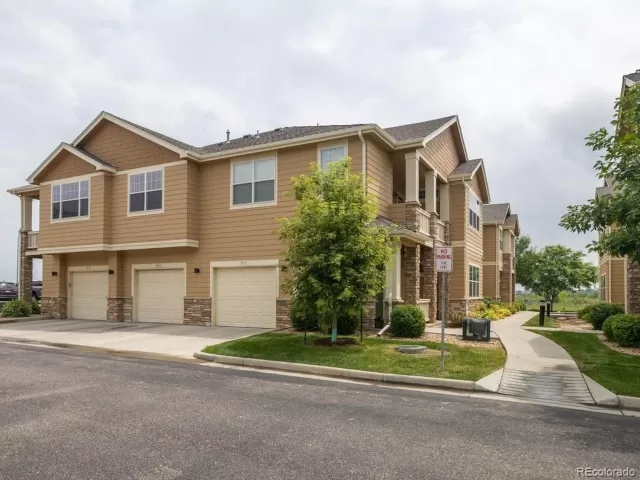 MLS: 5196075 Condo For Sale