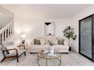 Photo #4: 5204907 Listing