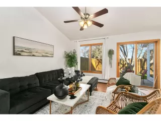 Photo #1: 5214496 Listing