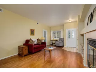 Photo #6: 5229995 Listing