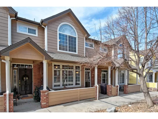MLS: 5242212 Condo For Sale