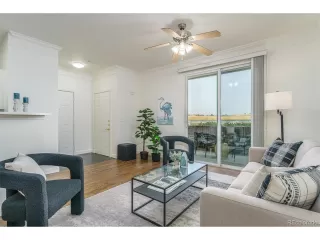 Photo #6: 5243500 Listing