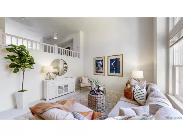 MLS: 5249152 Condo For Sale