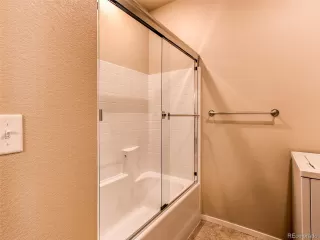 Photo #4: 5249805 Listing