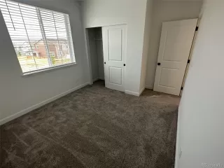 Photo #5: 5259936 Listing