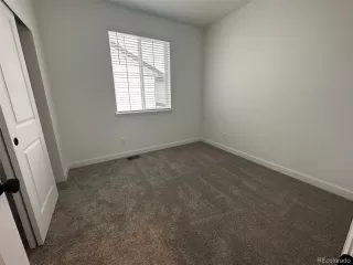 Photo #6: 5259936 Listing