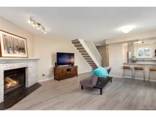 Photo #5: 5276099 Listing