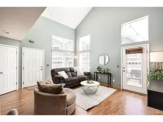 Photo #4: 5276191 Listing