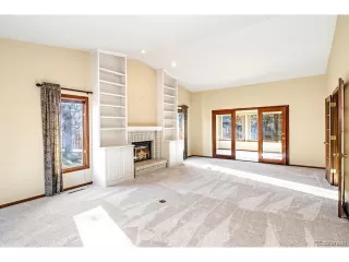 Photo #4: 5276411 Listing