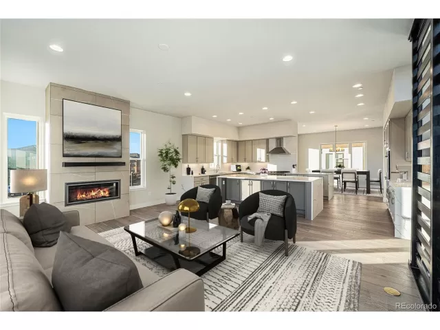 MLS: 5282947 Condo For Sale