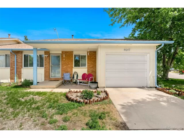 MLS: 5316278 Condo For Sale
