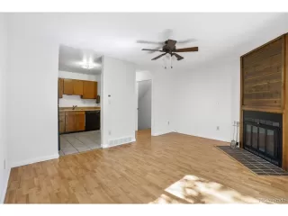 Photo #4: 5325839 Listing