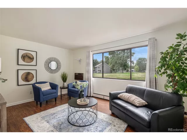 MLS: 5325945 Condo For Sale