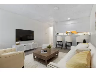 Photo #1: 5327185 Listing 