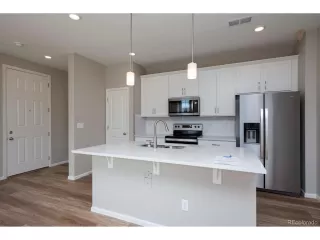 Photo #6: 5331229 Listing