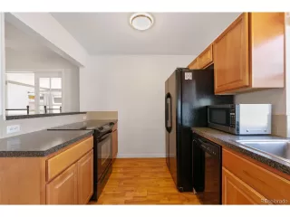 Photo #5: 5332550 Listing